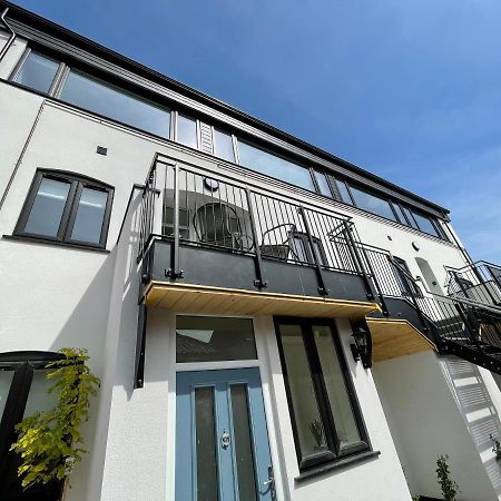 Lees Lookout Holt ,2 Bedroom Luxury Apartment With Private Parking Esterno foto