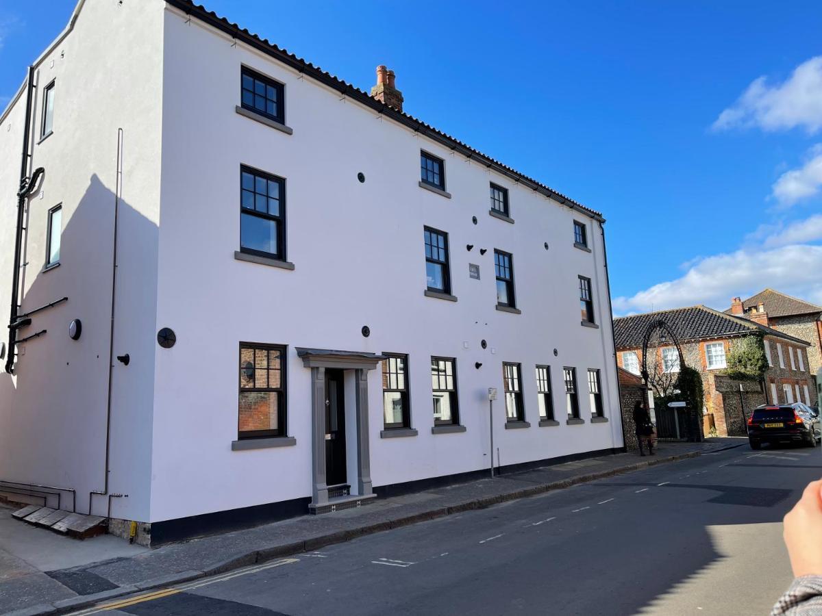 Lees Lookout Holt ,2 Bedroom Luxury Apartment With Private Parking Esterno foto