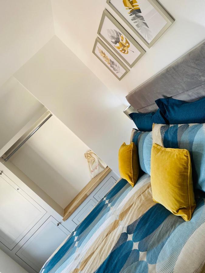Lees Lookout Holt ,2 Bedroom Luxury Apartment With Private Parking Esterno foto