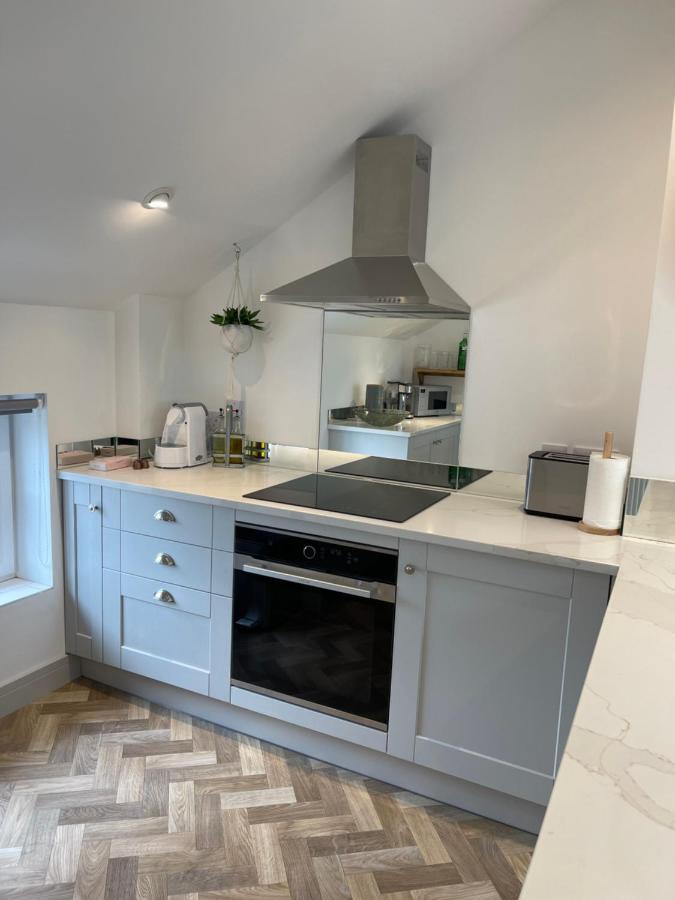 Lees Lookout Holt ,2 Bedroom Luxury Apartment With Private Parking Esterno foto