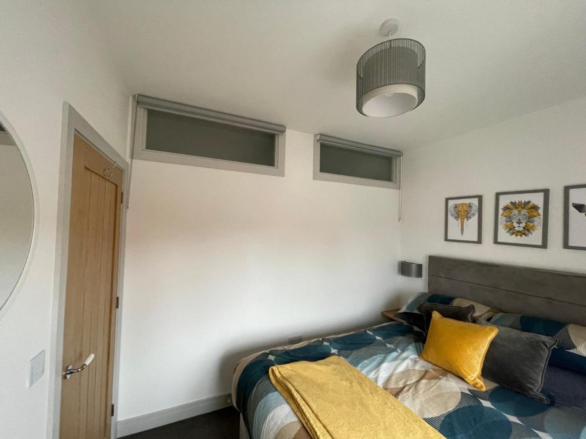 Lees Lookout Holt ,2 Bedroom Luxury Apartment With Private Parking Esterno foto